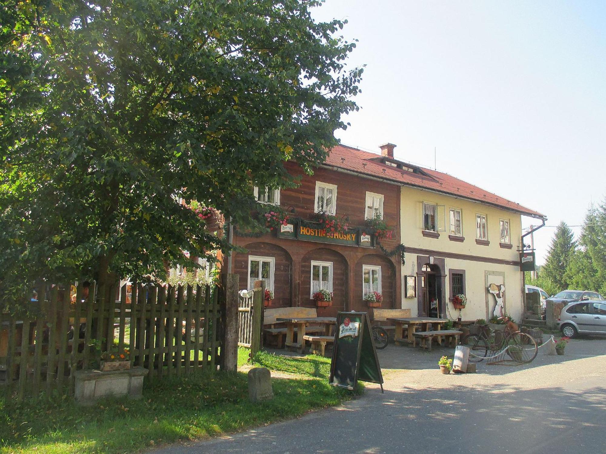 Květinové apartmány u Jordů Marenice Exterior foto